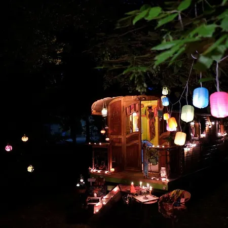 La Roulotte De Sandor Luxury tent *